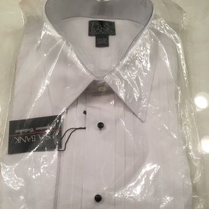 New in package Jos A Bank men’s tuxedo shirt.